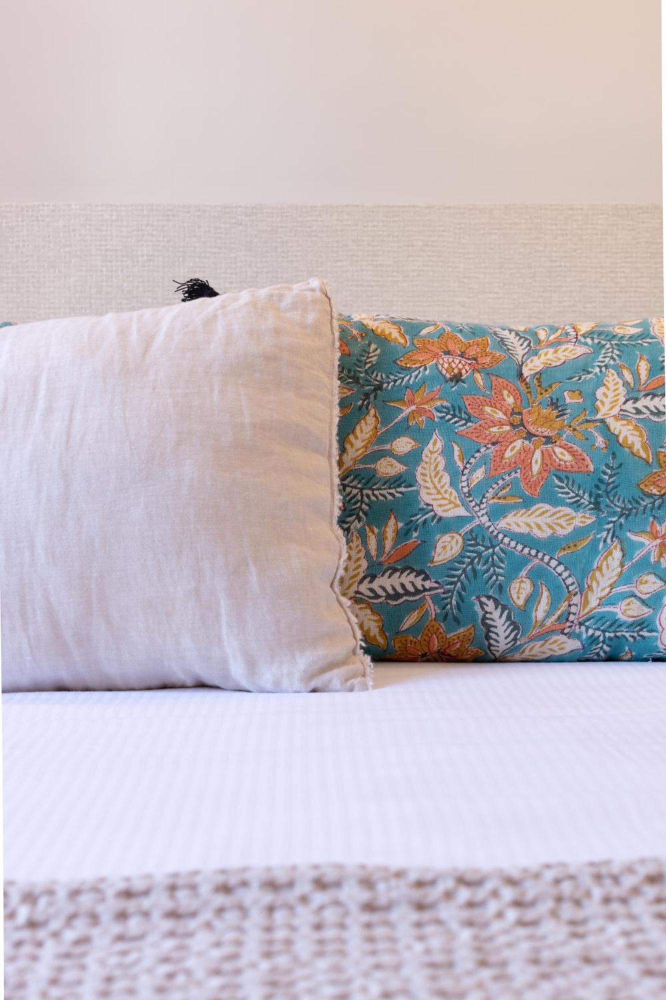 Hotel Des Lices Saint-Tropez Rum bild